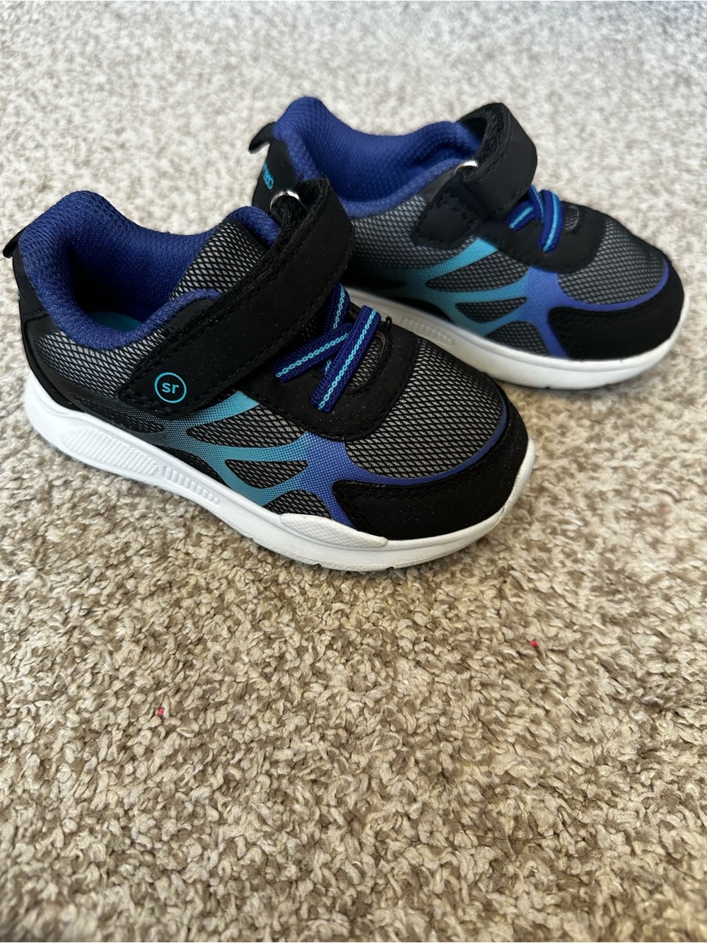 Stride Rite Ryne Sneaker Little Kid Black Blue  7 M/Wide